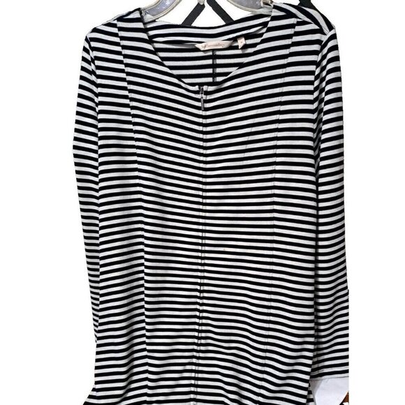 Soft Surroundings M Calista Black/Gray Stripe Zip Front Tunic Hi-Lo Hem FLAW! - Picture 9 of 9